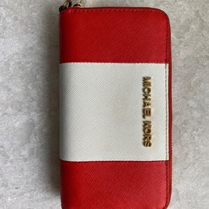 Michael Kors wallet